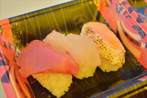 奈良県の老人ホーム様の設立記念パーティーにて出張寿司！！
